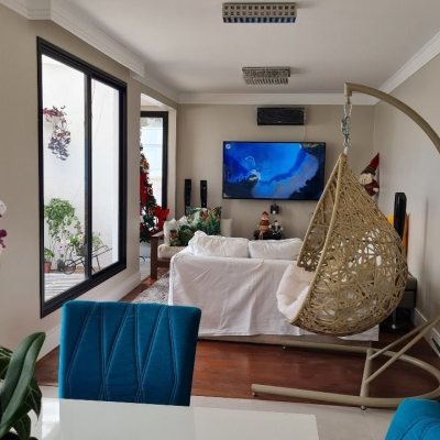 Cobertura com 132m², 5 quartos, 1 suíte, 1 garagem, no bairro Estreito em Florianópolis