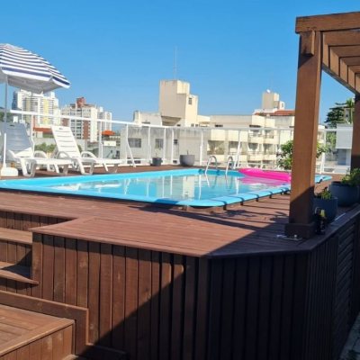 Cobertura com 132m², 5 quartos, 1 suíte, 1 garagem, no bairro Estreito em Florianópolis