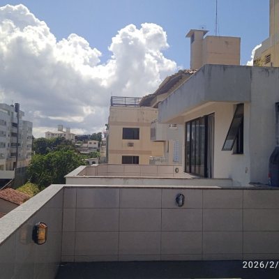 Cobertura com 63m², 2 quartos (sendo 1 suíte), 1 garagem, no bairro Abraão em Florianópolis
