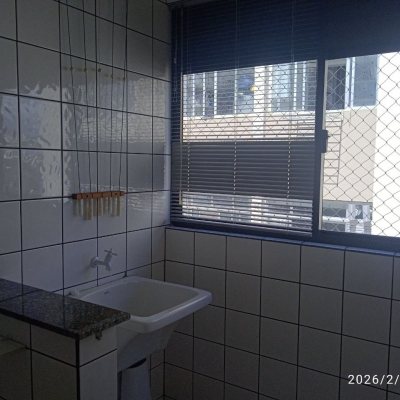 Cobertura com 63m², 2 quartos (sendo 1 suíte), 1 garagem, no bairro Abraão em Florianópolis