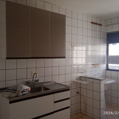 Cobertura com 63m², 2 quartos (sendo 1 suíte), 1 garagem, no bairro Abraão em Florianópolis