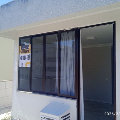 Cobertura com 63m², 2 quartos (sendo 1 suíte), 1 garagem, no bairro Abraão em Florianópolis