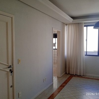 Cobertura com 63m², 2 quartos (sendo 1 suíte), 1 garagem, no bairro Abraão em Florianópolis