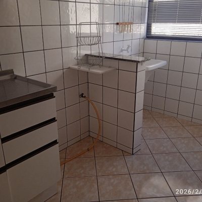 Cobertura com 63m², 2 quartos (sendo 1 suíte), 1 garagem, no bairro Abraão em Florianópolis