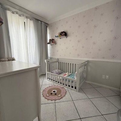 Cobertura com 63m², 2 quartos, 1 suíte, 1 garagem, no bairro Abraão em Florianópolis