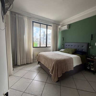 Cobertura com 63m², 2 quartos, 1 suíte, 1 garagem, no bairro Abraão em Florianópolis