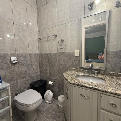 Cobertura com 63m², 2 quartos, 1 suíte, 1 garagem, no bairro Abraão em Florianópolis