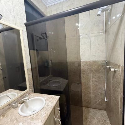 Cobertura com 63m², 2 quartos, 1 suíte, 1 garagem, no bairro Abraão em Florianópolis