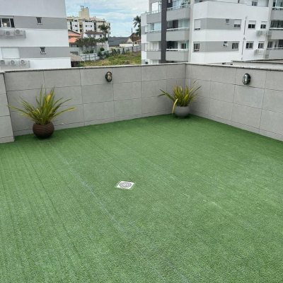 Cobertura com 63m², 2 quartos, 1 suíte, 1 garagem, no bairro Abraão em Florianópolis