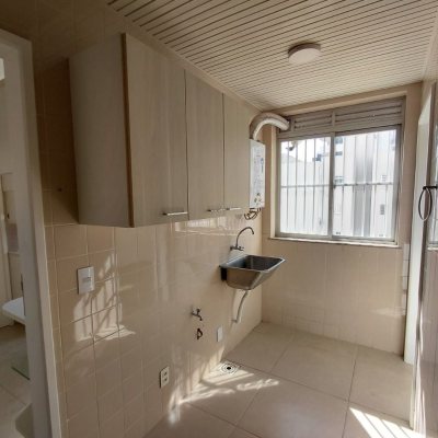 Apartamentos com 147m², 4 quartos, 1 suíte, 2 garagens, no bairro Centro em Florianópolis