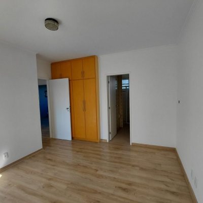 Apartamentos com 147m², 4 quartos, 1 suíte, 2 garagens, no bairro Centro em Florianópolis