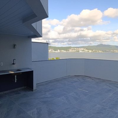 Apartamentos com 55m², 1 quarto, no bairro Coqueiros em Florianópolis