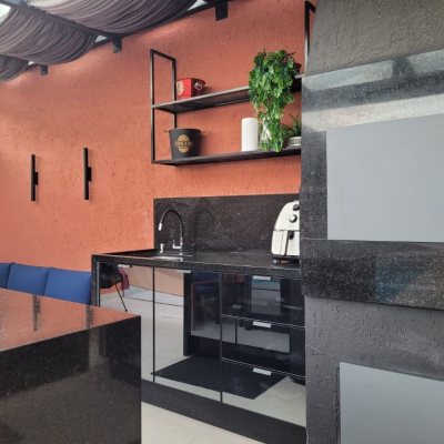 Casa Residencial com 232m², 4 quartos, 1 suíte, 4 garagens, no bairro Saco Dos Limões em Florianópolis