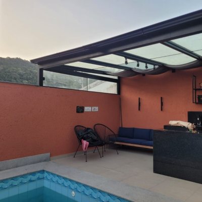 Casa Residencial com 232m², 4 quartos, 1 suíte, 4 garagens, no bairro Saco Dos Limões em Florianópolis