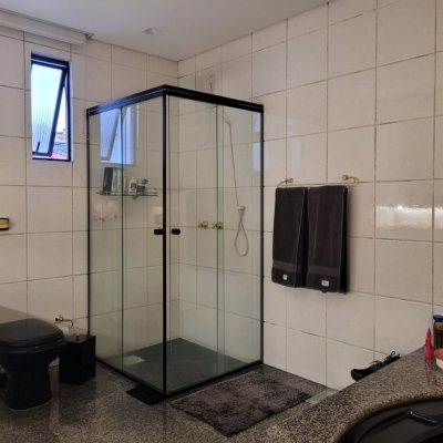 Casa Residencial com 232m², 4 quartos, 1 suíte, 4 garagens, no bairro Saco Dos Limões em Florianópolis