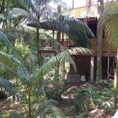 Sitio com 118m², 3 quartos, 1 suíte, 4 garagens, no bairro Vargem Do Bom Jesus em Florianópolis