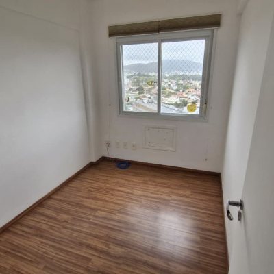 Apartamentos com 79m², 3 quartos, 1 suíte, 2 garagens, no bairro Córrego Grande em Florianópolis