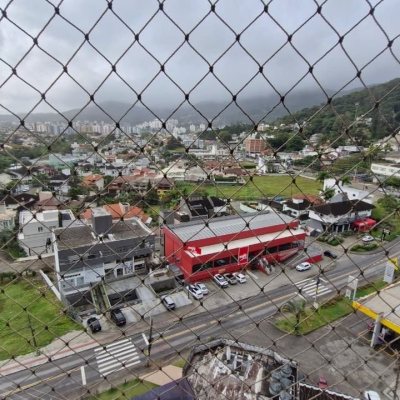 Apartamentos com 79m², 3 quartos, 1 suíte, 2 garagens, no bairro Córrego Grande em Florianópolis