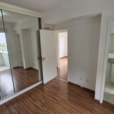 Apartamentos com 79m², 3 quartos, 1 suíte, 2 garagens, no bairro Córrego Grande em Florianópolis