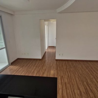 Apartamentos com 79m², 3 quartos, 1 suíte, 2 garagens, no bairro Córrego Grande em Florianópolis