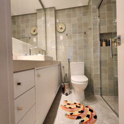 Apartamentos com 122m², 3 quartos, 1 suíte, 2 garagens, no bairro Centro em Florianópolis