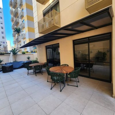 Apartamentos com 122m², 3 quartos, 1 suíte, 2 garagens, no bairro Centro em Florianópolis