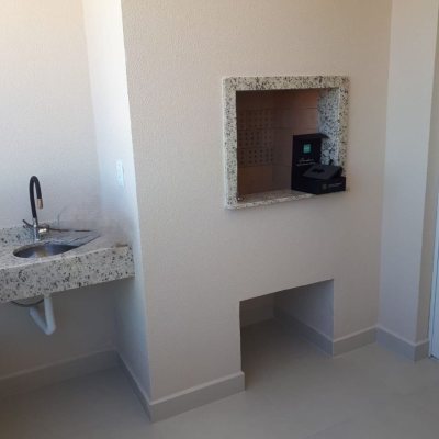 Apartamentos com 81m², 2 quartos, 1 suíte, 2 garagens, no bairro Ingleses do Rio Vermelho em Florianópolis