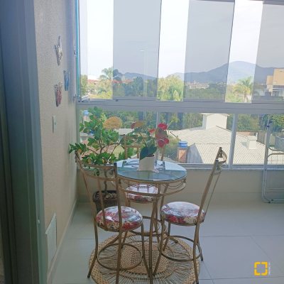 Apartamentos com 81m², 2 quartos, 1 suíte, 2 garagens, no bairro Ingleses do Rio Vermelho em Florianópolis