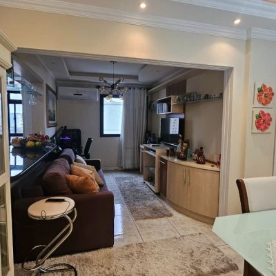 Apartamentos com 65m², 2 quartos, 1 garagem, no bairro Centro em Florianópolis