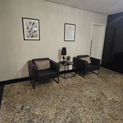 Apartamentos com 65m², 2 quartos, 1 garagem, no bairro Centro em Florianópolis