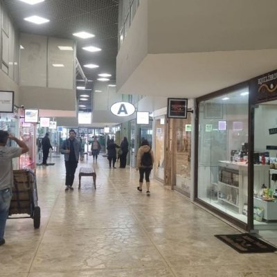 Sala com 32m², no bairro Centro em Florianópolis