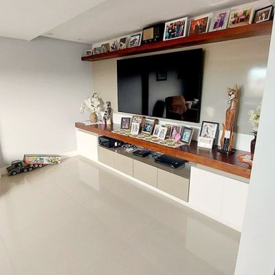 Apartamentos com 166m², 4 quartos, 1 suíte, 2 garagens, no bairro Capoeiras em Florianópolis