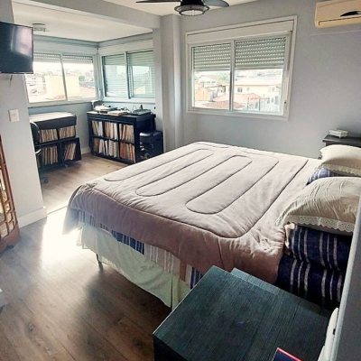 Apartamentos com 166m², 4 quartos, 1 suíte, 2 garagens, no bairro Capoeiras em Florianópolis