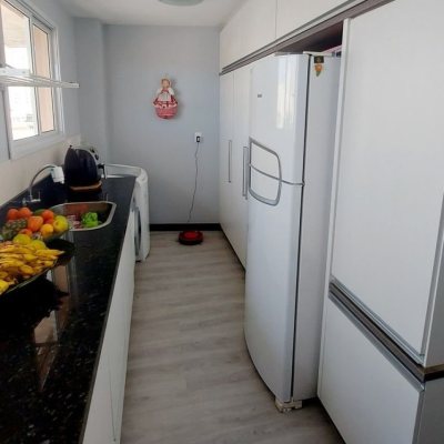 Apartamentos com 166m², 4 quartos, 1 suíte, 2 garagens, no bairro Capoeiras em Florianópolis