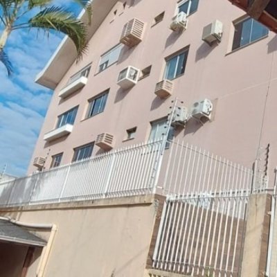 Apartamentos com 166m², 4 quartos, 1 suíte, 2 garagens, no bairro Capoeiras em Florianópolis