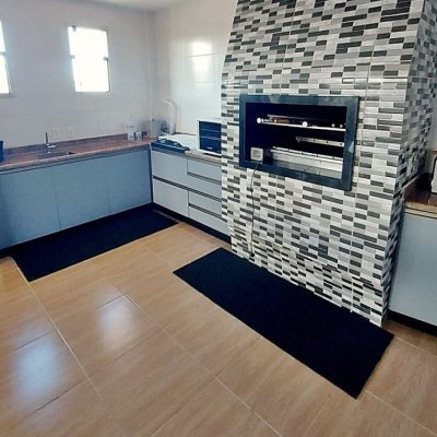 Apartamentos com 166m², 4 quartos, 1 suíte, 2 garagens, no bairro Capoeiras em Florianópolis