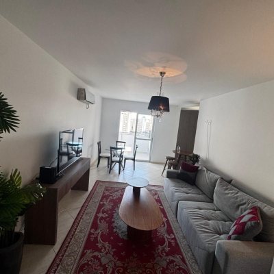 Apartamentos com 74m², 3 quartos, 1 suíte, 2 garagens, no bairro Centro em Florianópolis