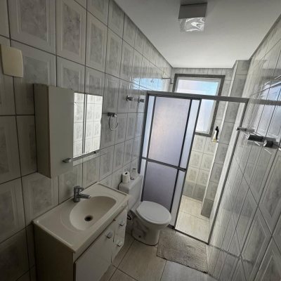 Apartamentos com 74m², 3 quartos, 1 suíte, 2 garagens, no bairro Centro em Florianópolis