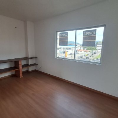 Cobertura com 73m², 1 quarto, 1 garagem, no bairro Canasvieiras em Florianópolis