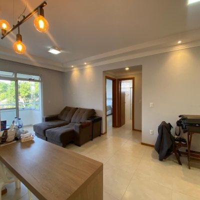 Apartamentos com 73m², 2 quartos, 1 suíte, 1 garagem, no bairro Jardim Cidade De Florianópolis em São José