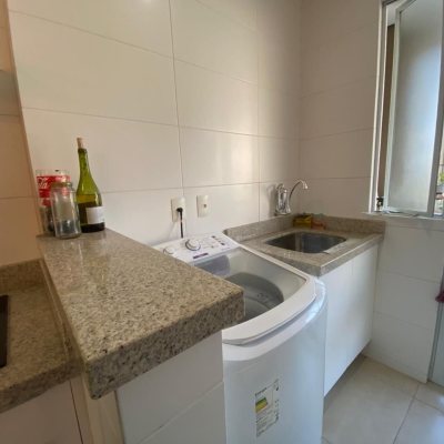 Apartamentos com 73m², 2 quartos, 1 suíte, 1 garagem, no bairro Jardim Cidade De Florianópolis em São José