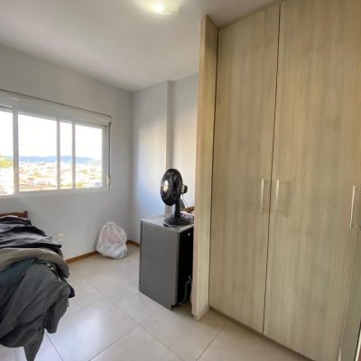 Apartamentos com 73m², 2 quartos, 1 suíte, 1 garagem, no bairro Jardim Cidade De Florianópolis em São José