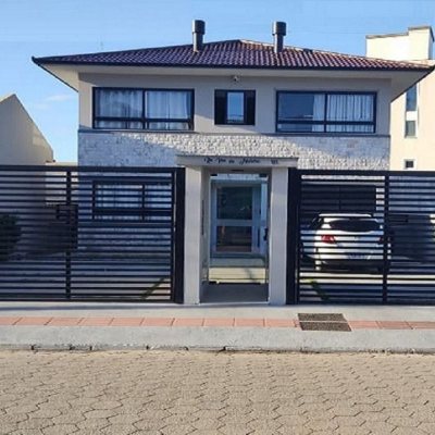 Apartamentos com 79m², 3 quartos, 1 suíte, 1 garagem, no bairro Praia de Fora em Palhoça