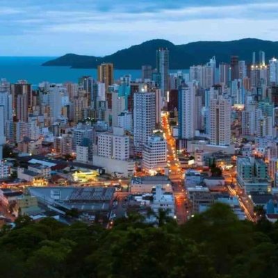 Casa Residencial com 67m², 2 quartos, 2 suítes, 2 garagens, no bairro Ingleses em Florianópolis