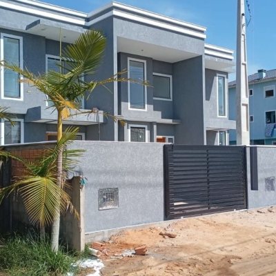 Casa Residencial com 127m², 3 quartos, 2 suítes, 2 garagens, no bairro Ingleses em Florianópolis