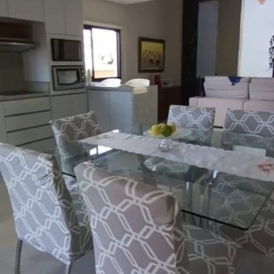 Casa em Condomínio com 186m², 3 quartos, 1 suíte, 2 garagens, no bairro São João Do Rio Vermelho em Florianópolis