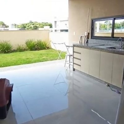 Casa em Condomínio com 186m², 3 quartos, 1 suíte, 2 garagens, no bairro São João Do Rio Vermelho em Florianópolis