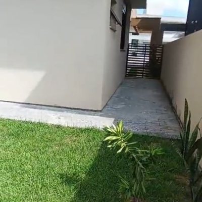 Casa em Condomínio com 186m², 3 quartos, 1 suíte, 2 garagens, no bairro São João Do Rio Vermelho em Florianópolis