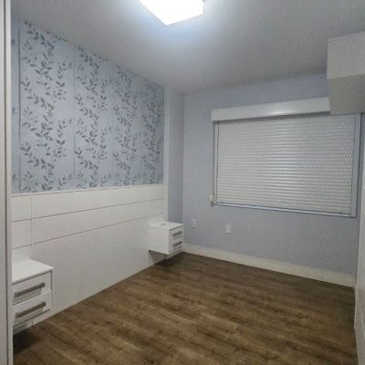 Apartamentos com 100m², 3 quartos, 1 suíte, 1 garagem, no bairro Centro em Florianópolis