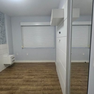 Apartamentos com 100m², 3 quartos, 1 suíte, 1 garagem, no bairro Centro em Florianópolis